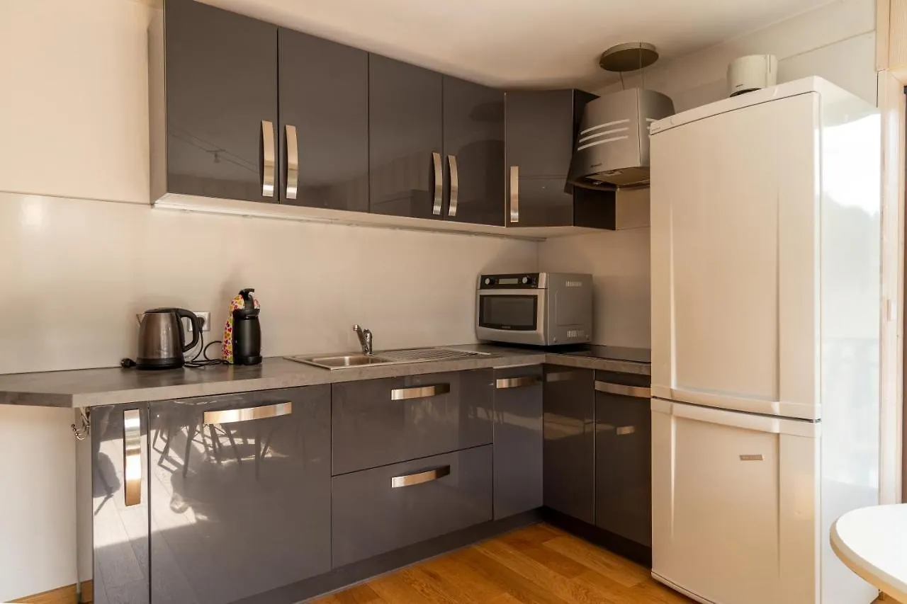 Apartment Grizzly - 2 Bedrooms - Ski In/Out- レ・ジェ
