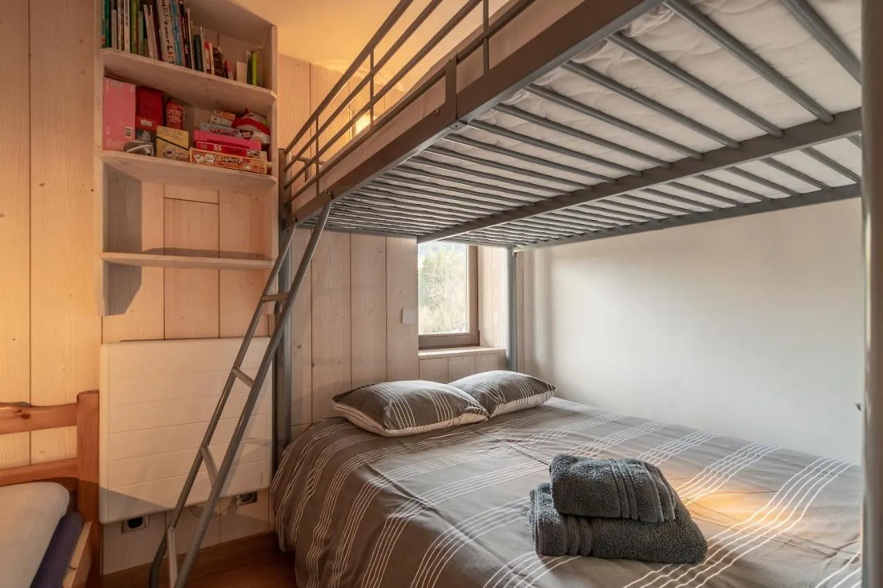 Apartment Grizzly - 2 Bedrooms - Ski In/Out- レ・ジェ